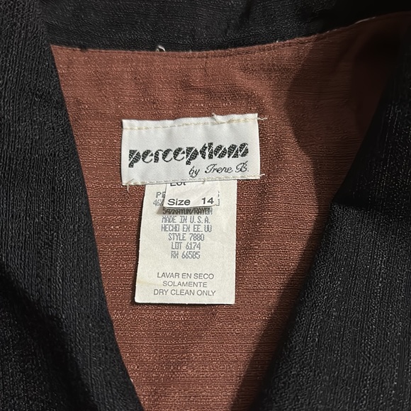 Perceptions by Irene B Woman’s short jacket/top - Picture 3 of 8